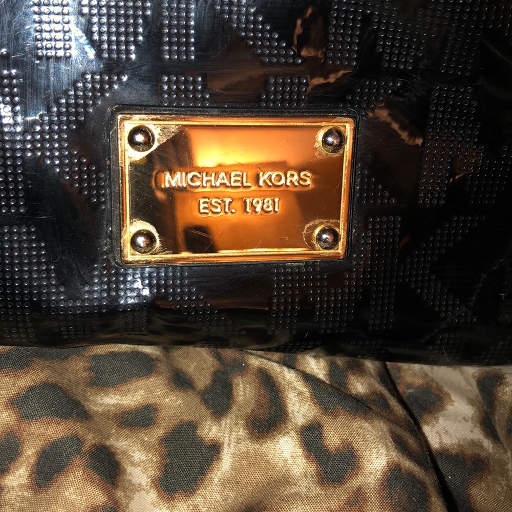 Handbag - Picture 2 of 8